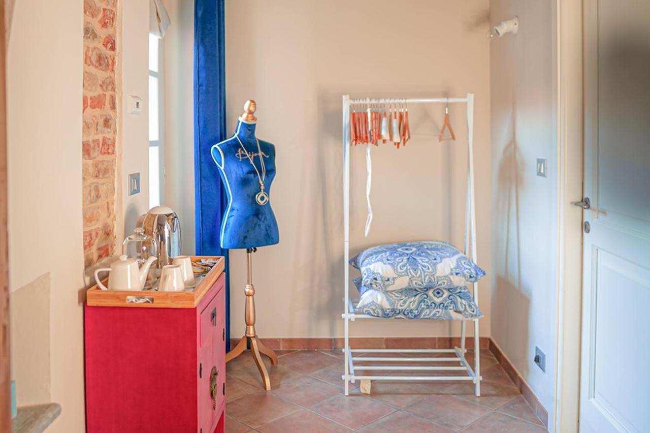 Il Giardino Sul Tetto B&B Guarene Eksteriør billede